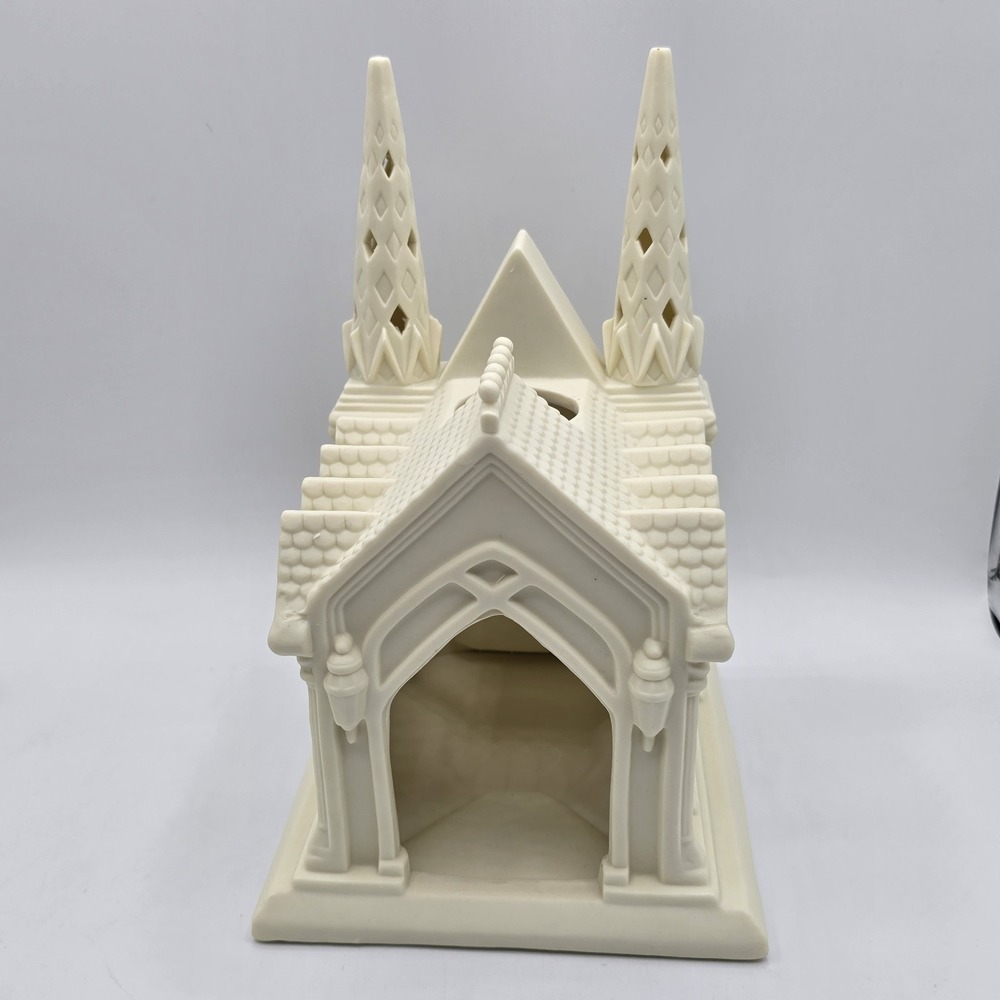 Stunning PartyLite Porcelain Bisque Cathedral Lights Tea LightHolder 97307 - Picture 5 of 13